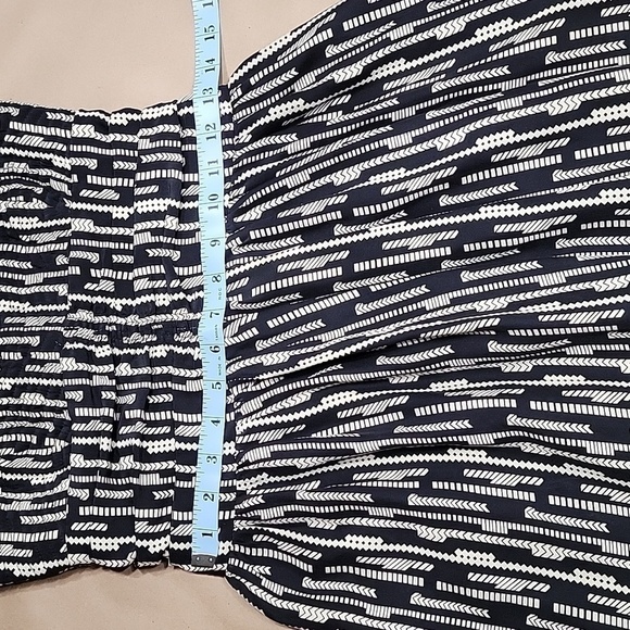 Parker "Molly" Strapless Black & Ivory Geo Print Dress, Size Tag Removed. - Picture 7 of 13